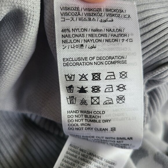 J.Lindeberg High Neck Leopard Print Crop Sue Knitted Sweater Gray White Womens S - Picture 12 of 12